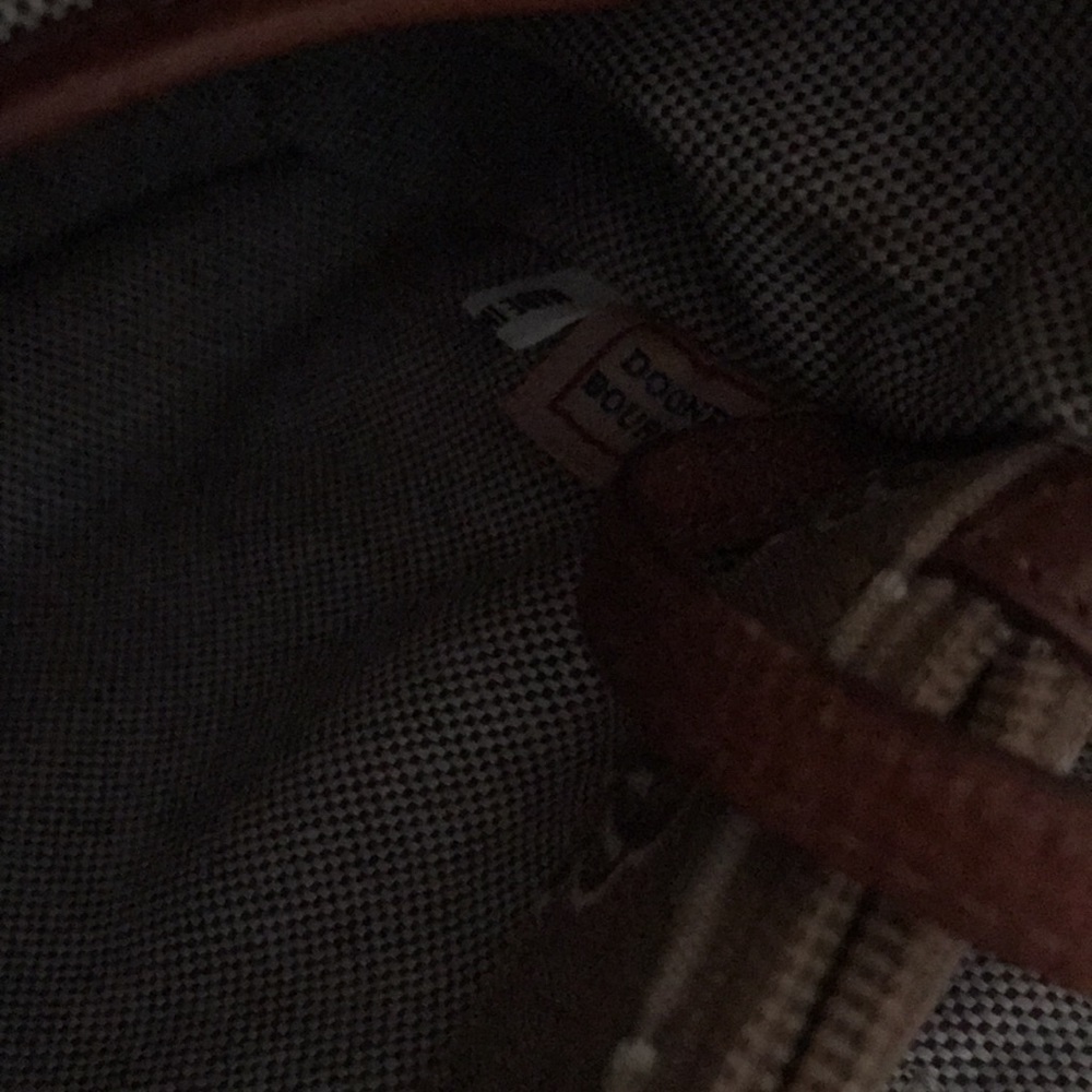 Dooney and Bourke purse - Picture 8 of 10